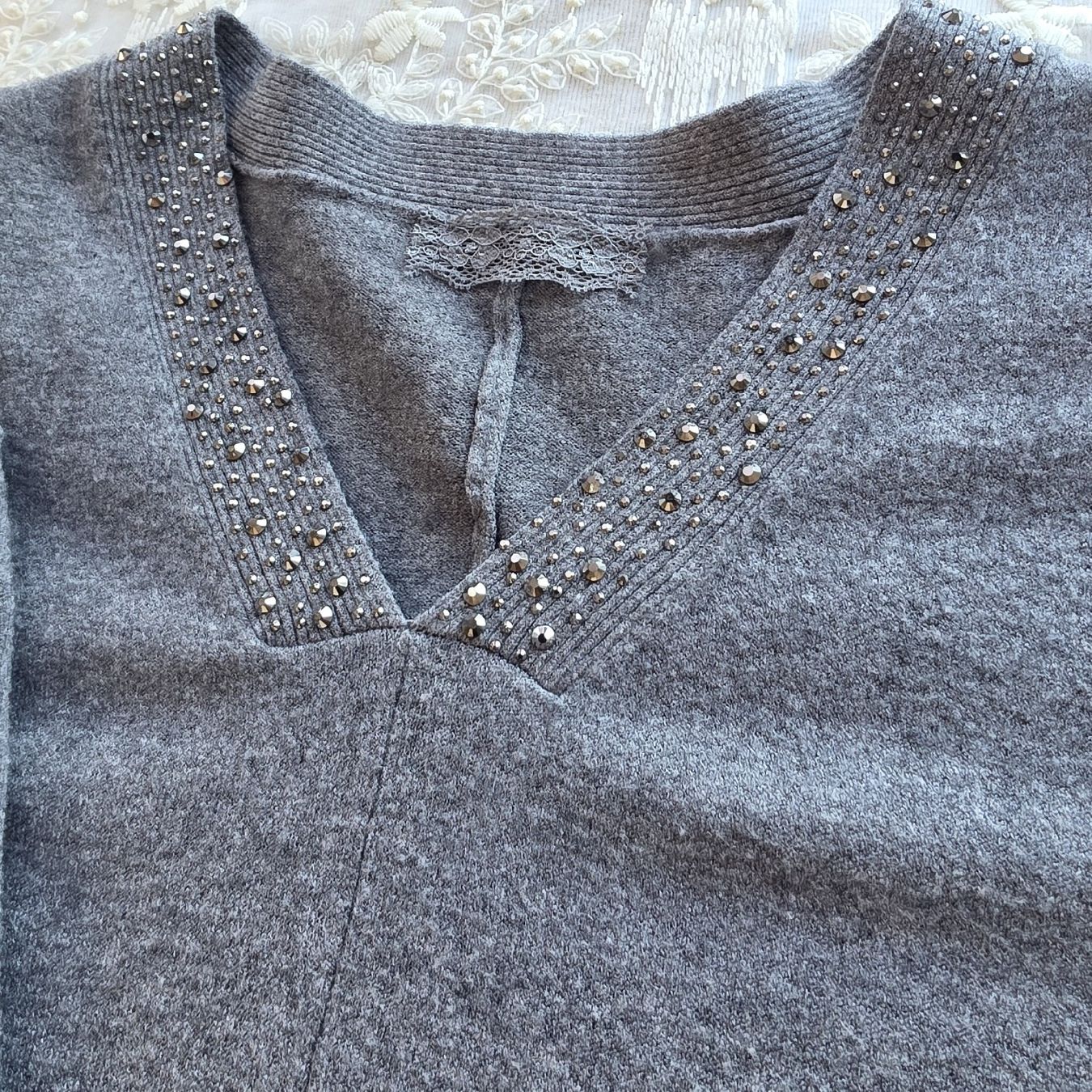 Altro in Moda donna: Wunderschöne Poncho mit Strass Details – Nuovo (secondo la descrizione) da Rheinsulz venduto da Gilea 5