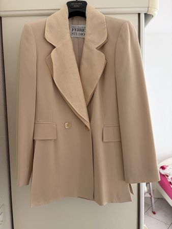 Gianfranco Ferre Studio Deux-Pièce Grösse 36