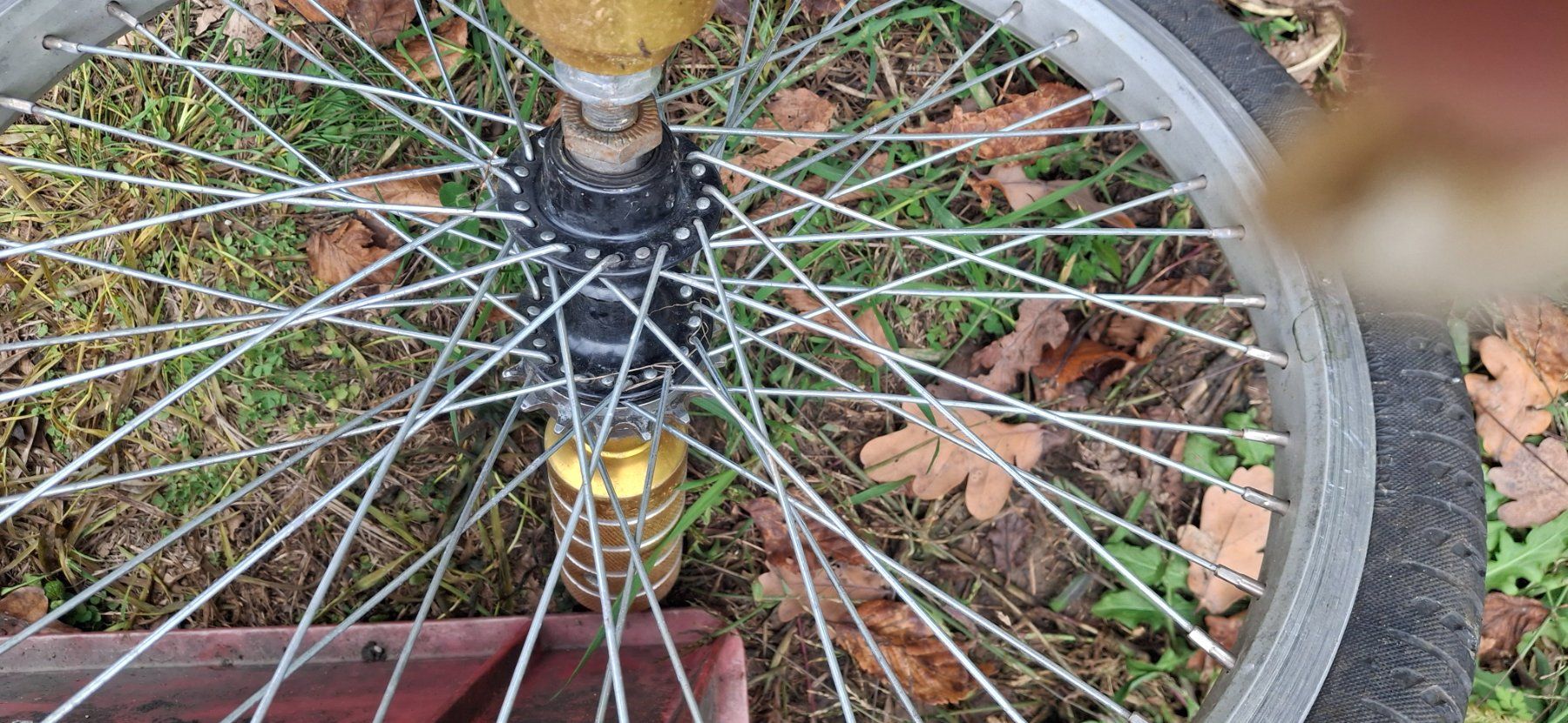 GT Vélos: GT Bmx Hinterrad 20" oldschool – D'occasion à Kyburg par JBMNT2020 2