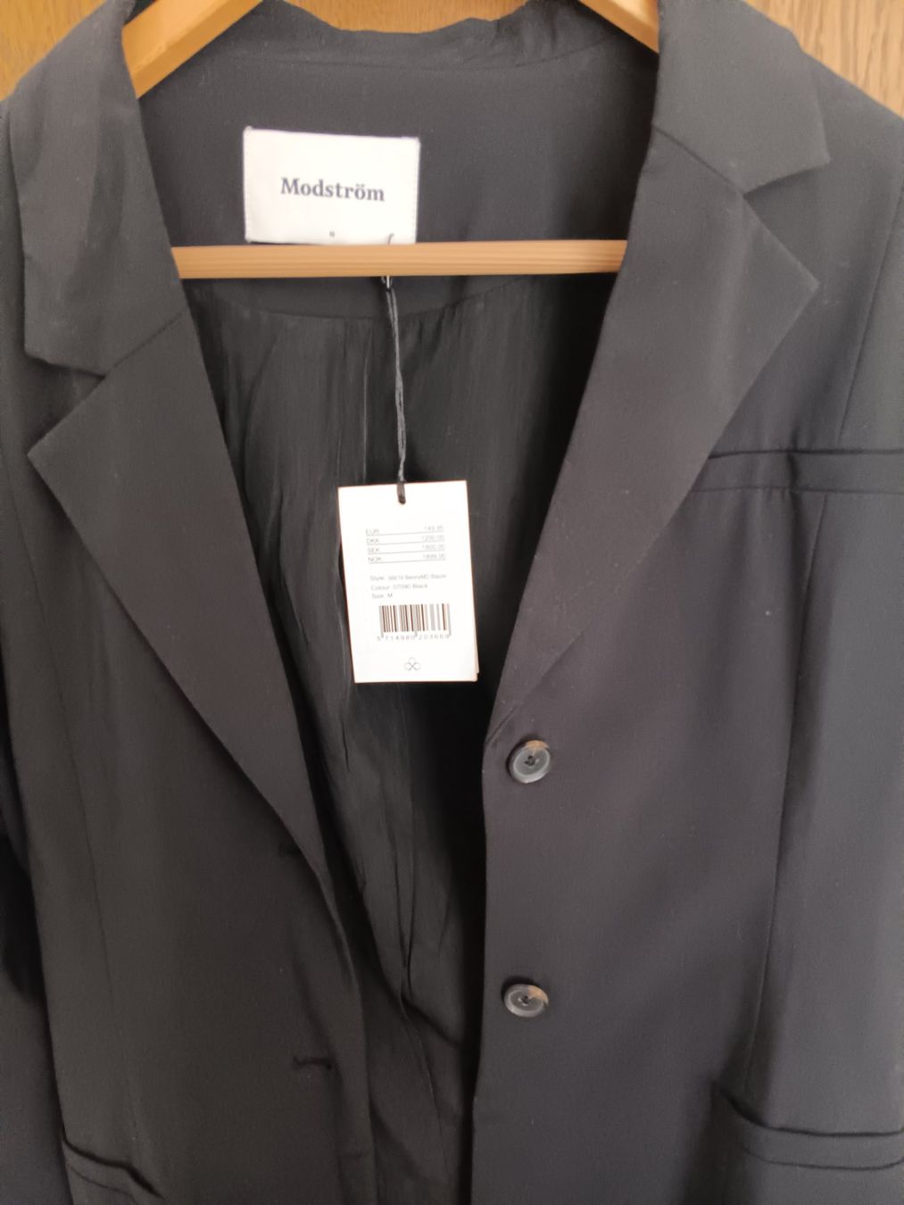 Giacche: Modström Blazer Jacket schwarz Gr. M  neu mit Etikette! – Nuovo e nell'imballaggio originale da Nussbaumen AG venduto da Lightblue 1