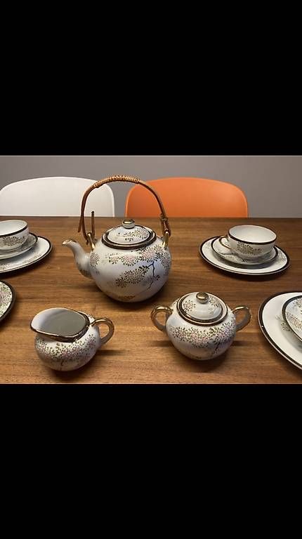 Set di piatti: Servizio da the – Usato da Losone venduto da gio_qy8z 2