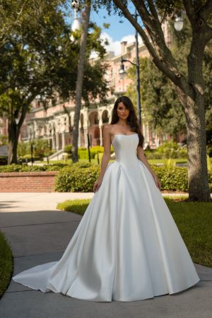 NEU! Brautkleid