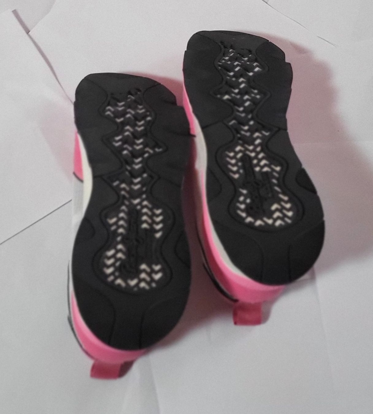 Pepe Jeans Chaussures femmes: Pepe Jeans Baskets Roses et Blanches, Taille 38 – D'occasion à Niedergösgen par Eva2410 5