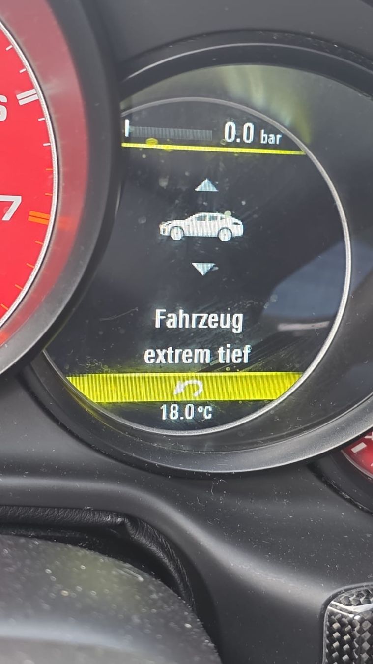 Porsche Automobili: Porsche Panamera Turbo 4.8 – Difettoso da Luzern venduto da tooltimeO 7