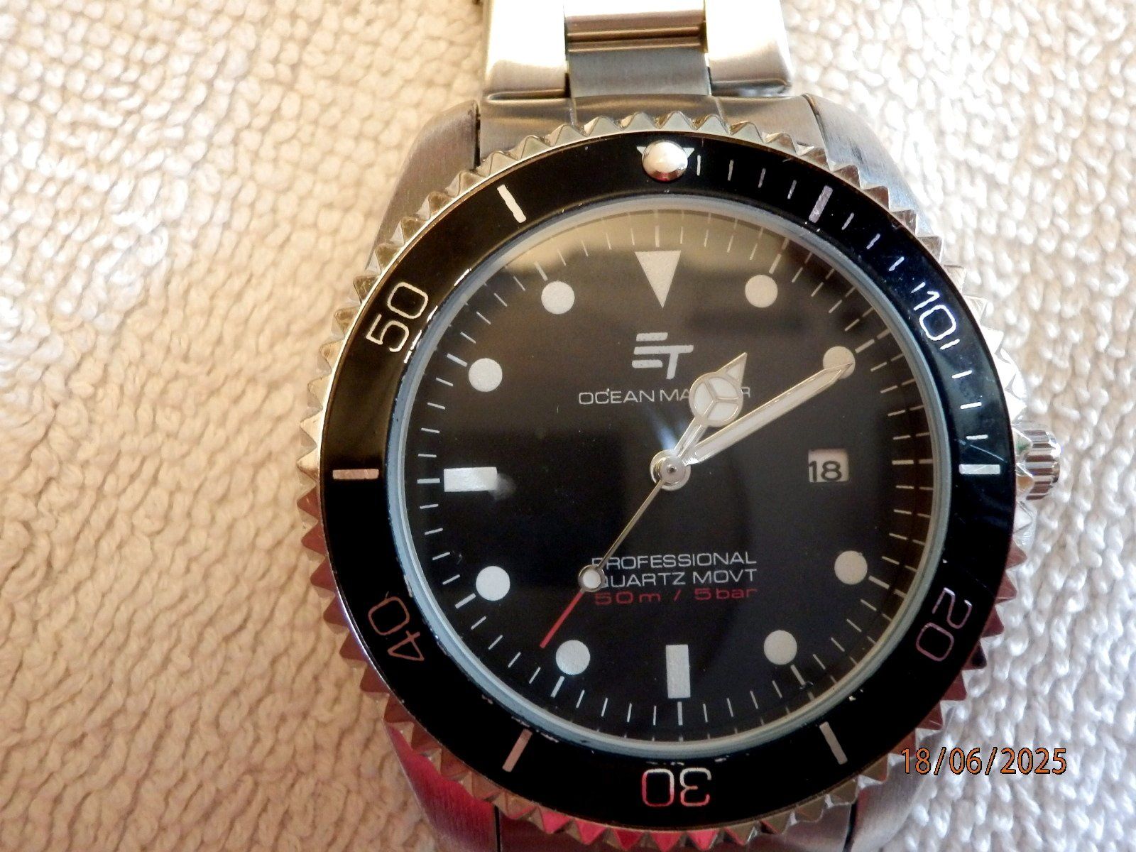 Orologi: Ocean Master, Quartz, Datum, drehbare Lünette, Ø 41mm, 5bar – Usato da Ueberstorf venduto da dinbau 1