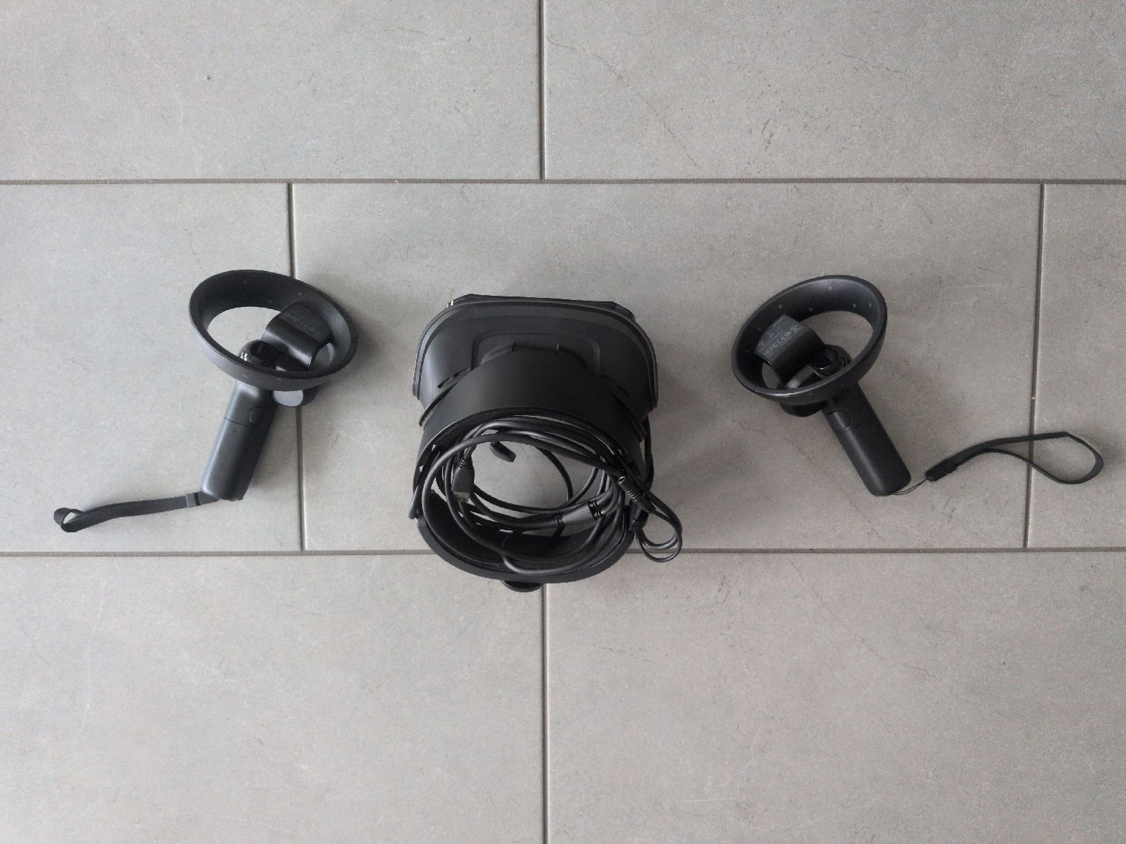 Lenovo Casco VR: Lenovo explorer with motion Controllers – Usato da Seengen venduto da rom_z2gc