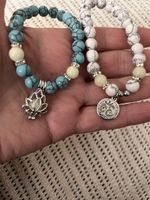 Armband-Set aus Naturstein (Howlith) Lotos&Om 15-22cm. Neu