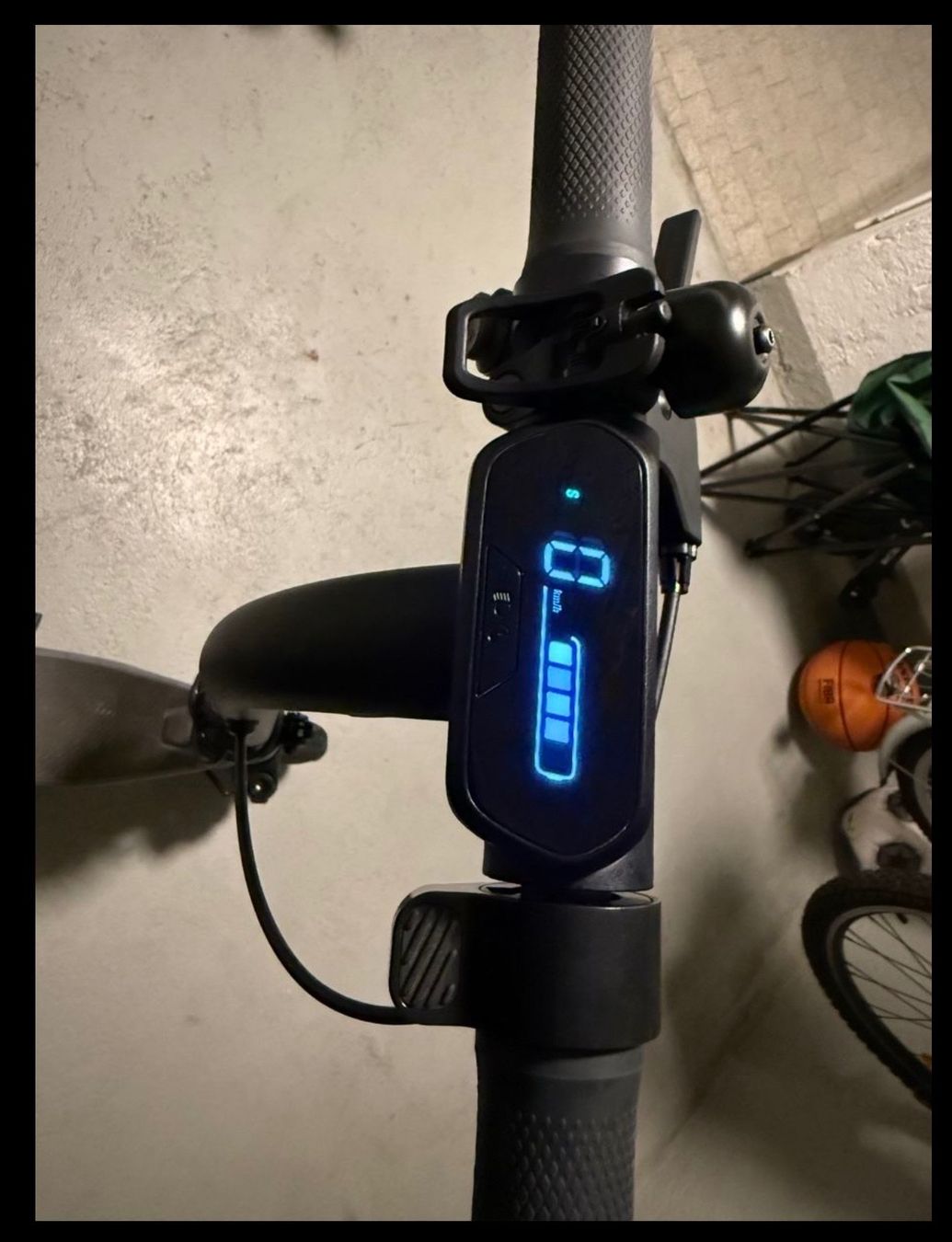 Scooter: E-Scooter Segway Ninebot E2 DII – Usato da Islikon venduto da oma_7dx5 1