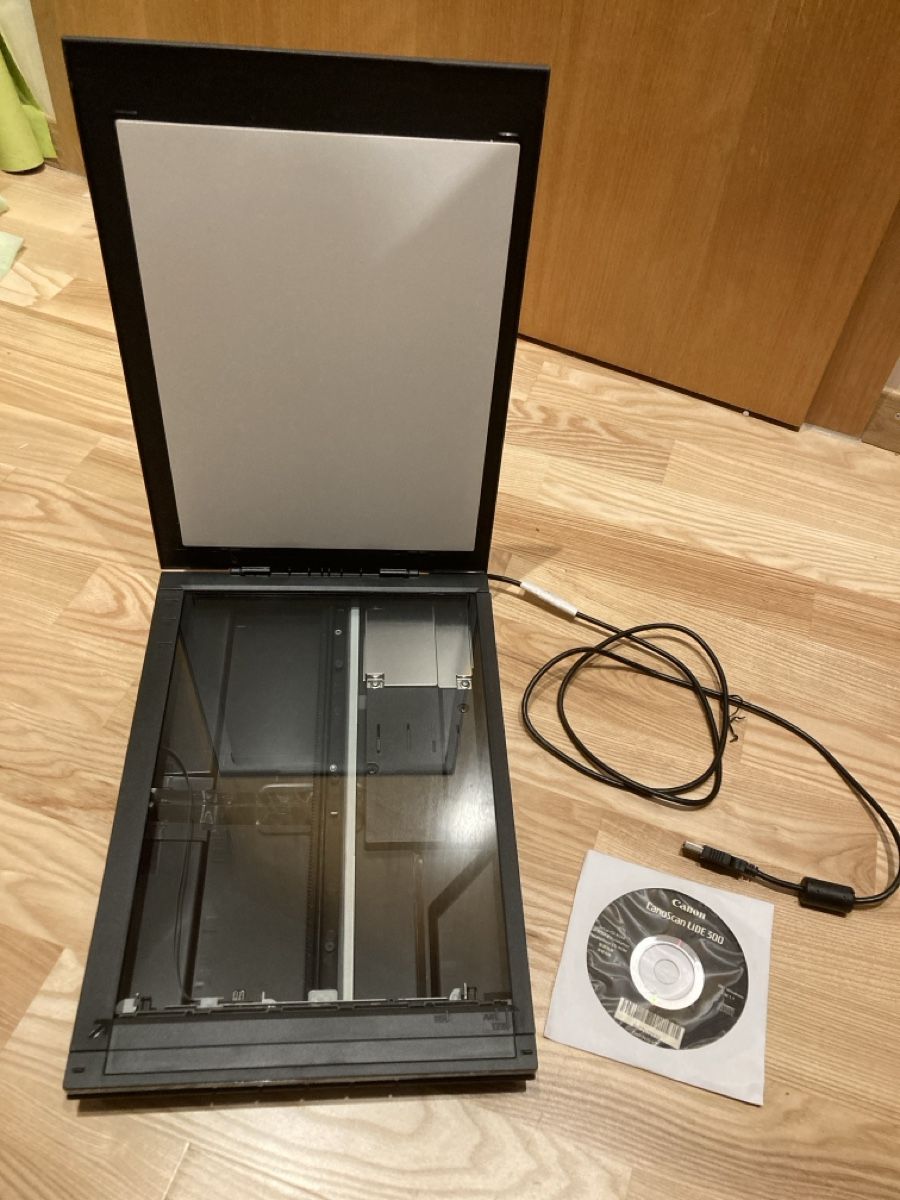 Canon Scanneurs: Canon Scanner LiDE 300 – D'occasion à Theilingen par Uli-2000 2