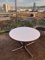 Runder Tisch 80s weiss Metall Chromgestell Ø 90cm