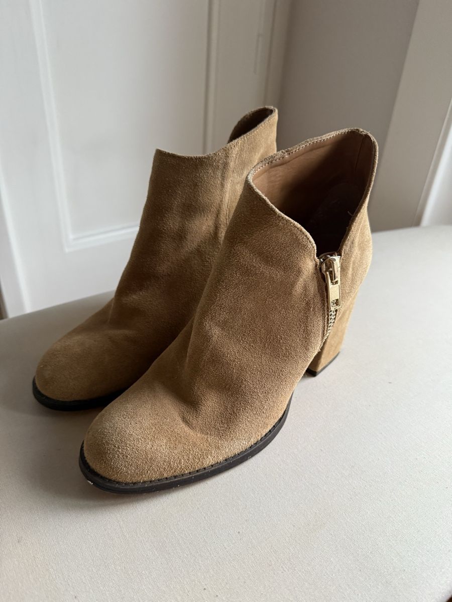 Zara Scarpe da donna: Zara suede ankle boots - Size 40 – Usato da Genève venduto da jul_5xsn 2