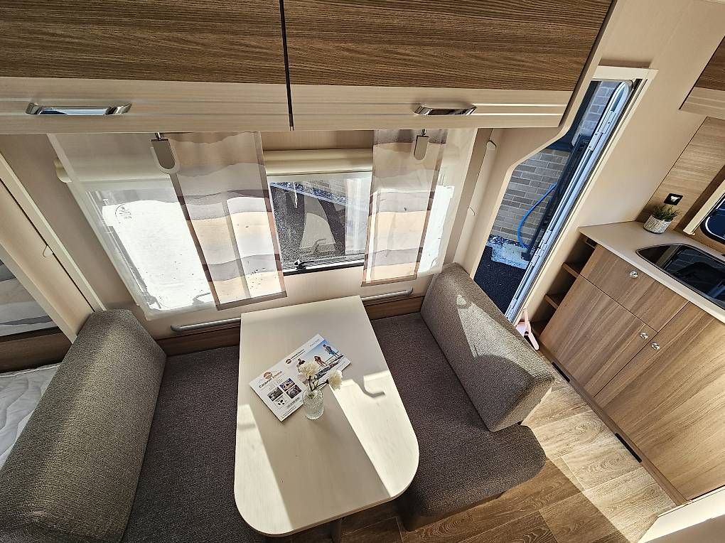 Veicoli da campeggio: Wohnwagen Dethleffs C Joy mit Queensbett! – Usato da Recherswil venduto da Caravan-EmmE 5