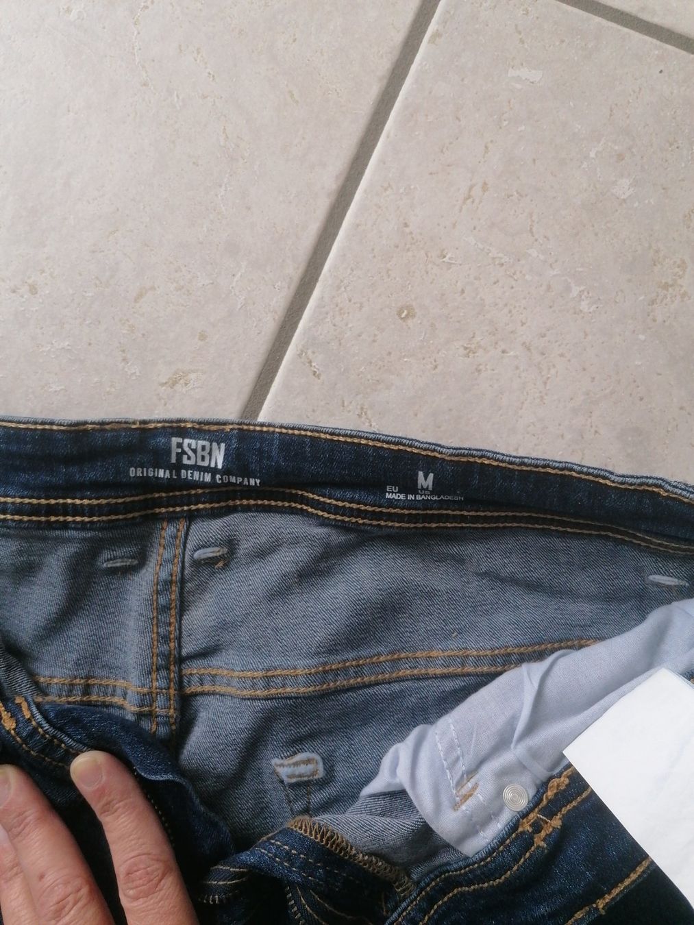 Jeans: Neue Jeans Gr M – Nuovo (secondo la descrizione) da Lostorf venduto da Luelostorf 2
