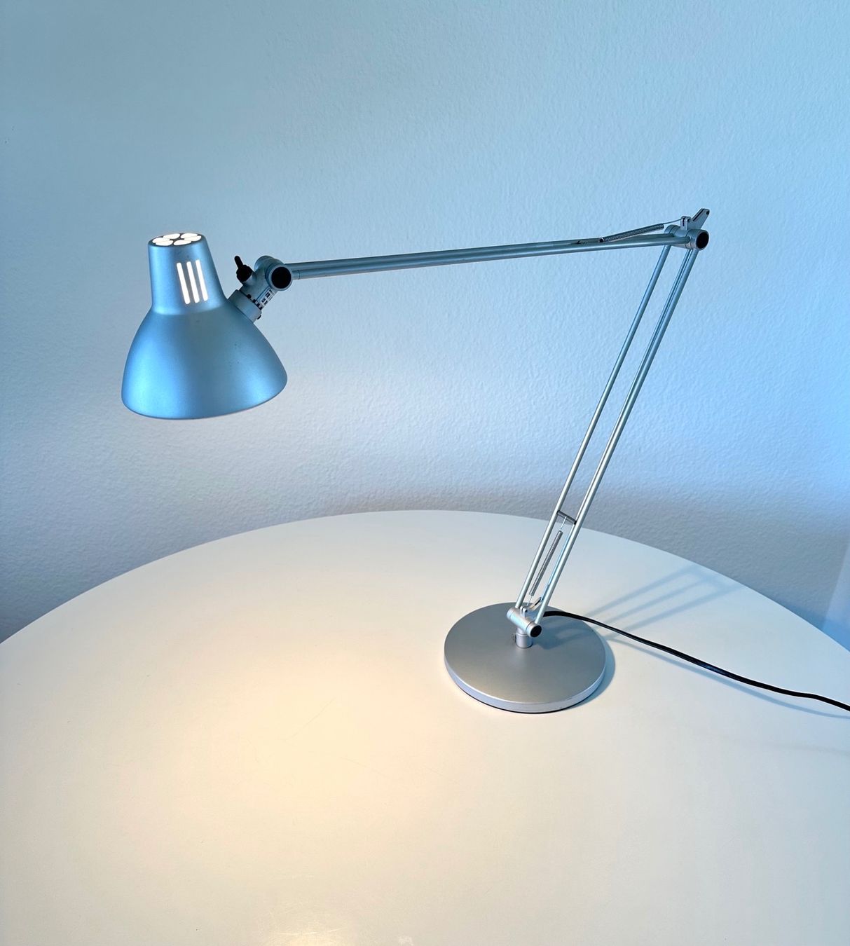 Lampade: Lumess Design Tischlampe Silber – Usato da Basel venduto da curated_finds 5