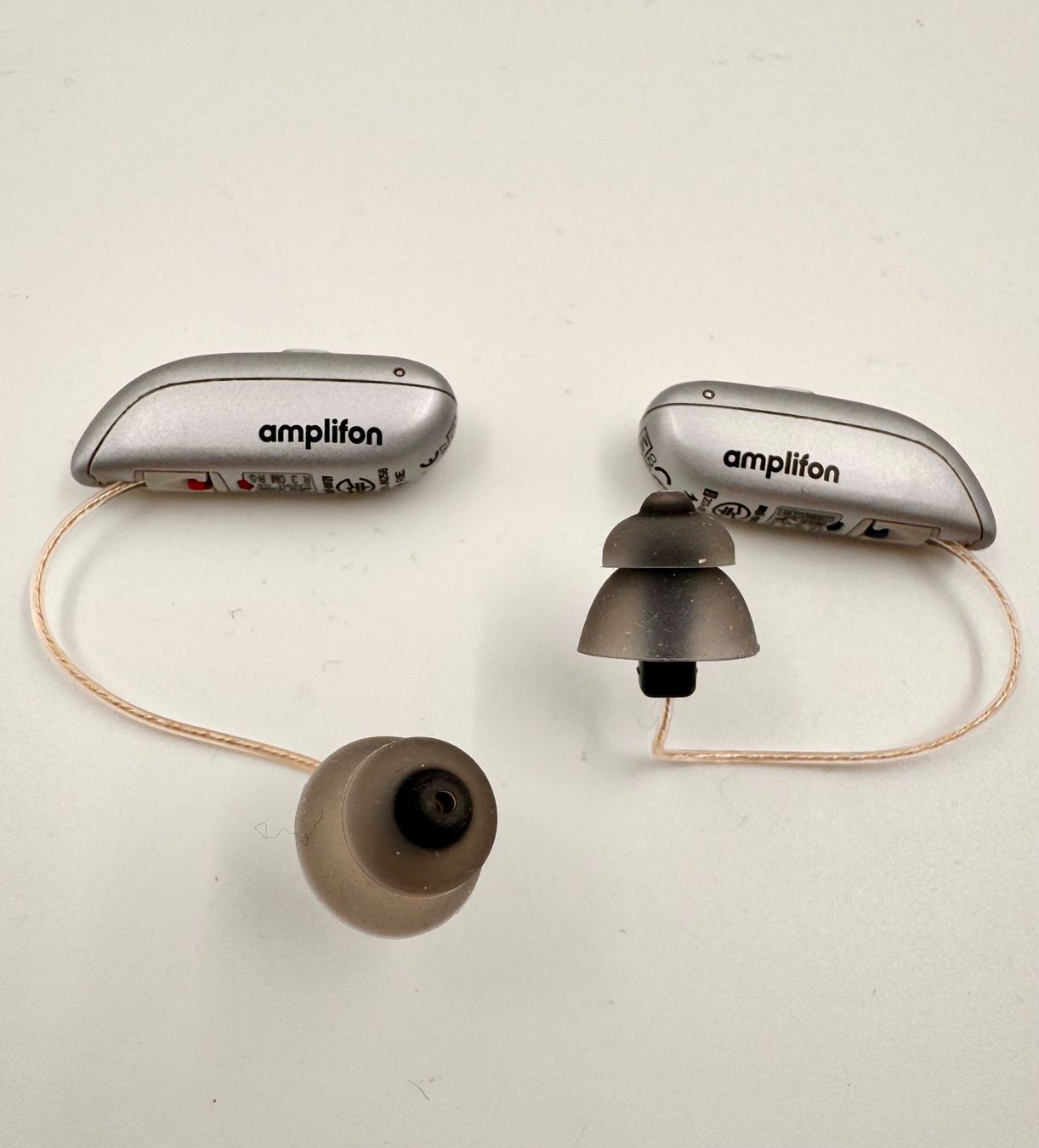 Amplifon Attrezzature mediche: Amplifon R3 OM R-S Hörgeräte – Usato da Hermetschwil-Staffeln venduto da Sigmund57 3