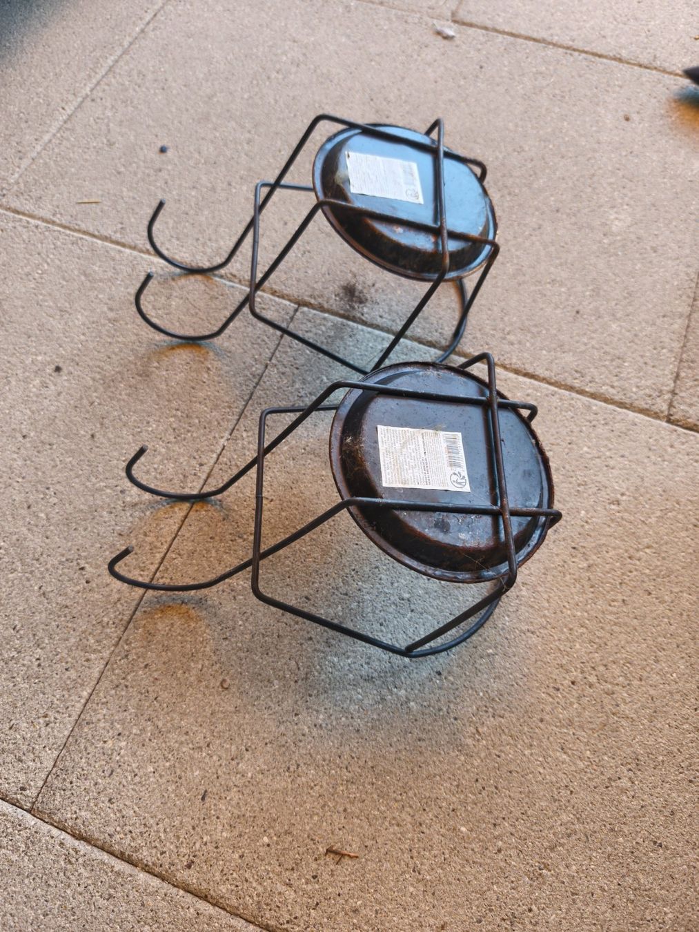 Pots de fleurs: [Gratis] Balkon-/Geländer-Pflanzgefäßhalter, 2er-Set. – D'occasion à Olten par les_kg28 1