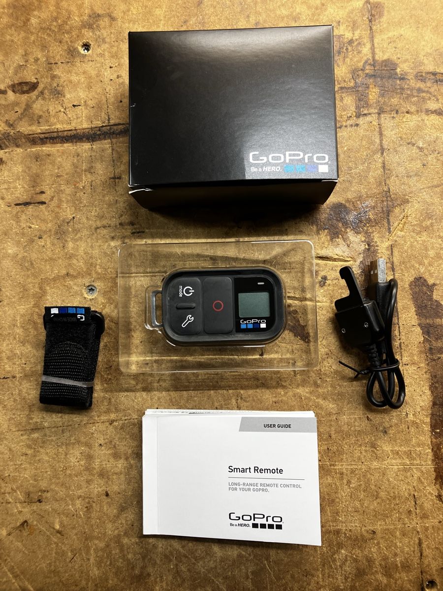 Gopro Action Cam: GoPro Smart Remote  – Nuovo e nell'imballaggio originale da Nyon venduto da G.B.1260