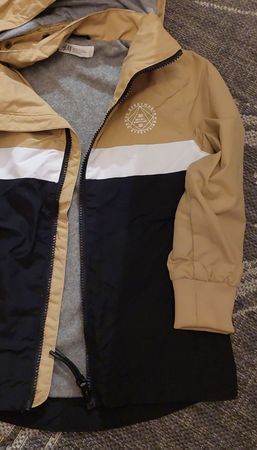 H&M Jacke mit Kapuze beige-weiss-schwarz Grösse 116
