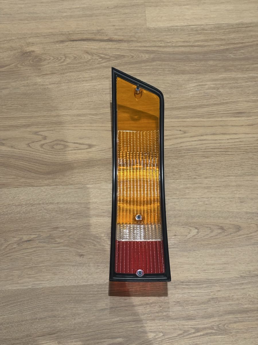 Porsche Tutti pezzi di ricambio auto: Verre de feu ARD Porsche 911 – Nuovo e nell'imballaggio originale da Neuchâtel venduto da CP-AUTOS 2