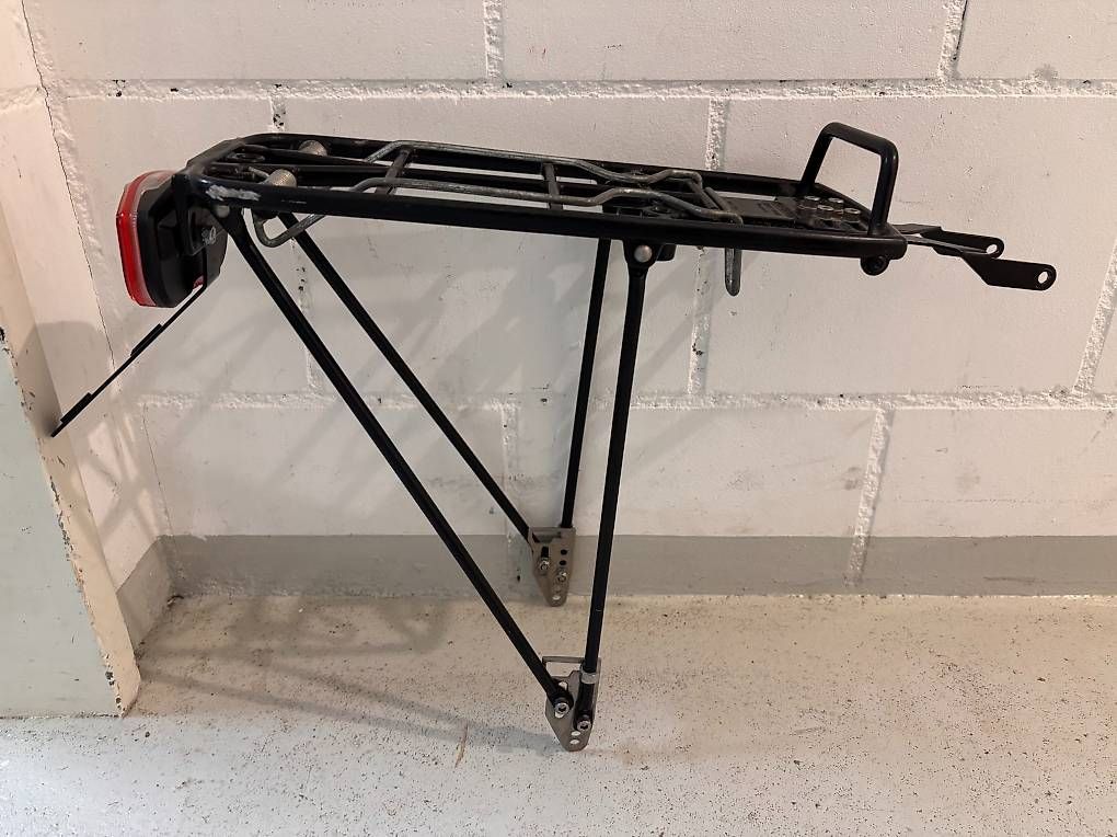 Pezzi di ricambio: Velogepäckträger – Usato da Frauenkappelen venduto da Rolerik 4