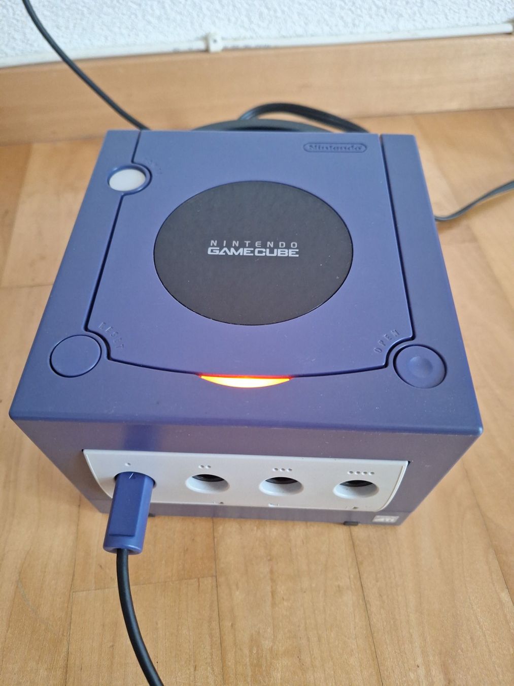 Nintendo Console: Gamecube Konsole Indigo Lila + Controller + Anleitung – Usato da Altstätten SG venduto da GGsGameshop 1