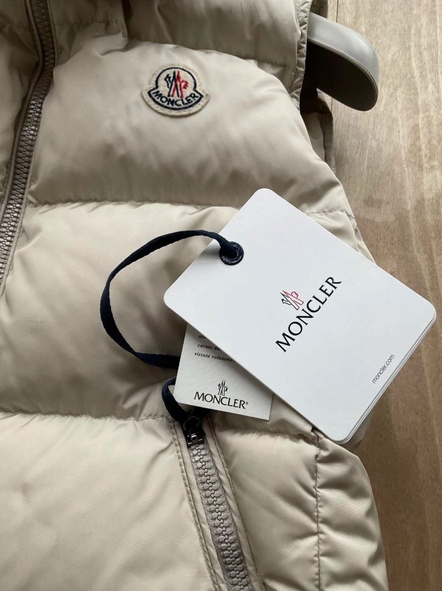 Moncler Gilets & Westen: Moncler Fox cardi coat – Neu (gemäss Beschreibung) aus Wallbach von premiumcc999 2