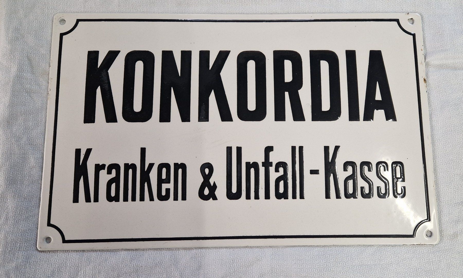 Insegne: E MAIL SCHIL KONKORDIA – Usato da Bilten venduto da Mic2022