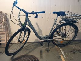 Citybike mit Korb