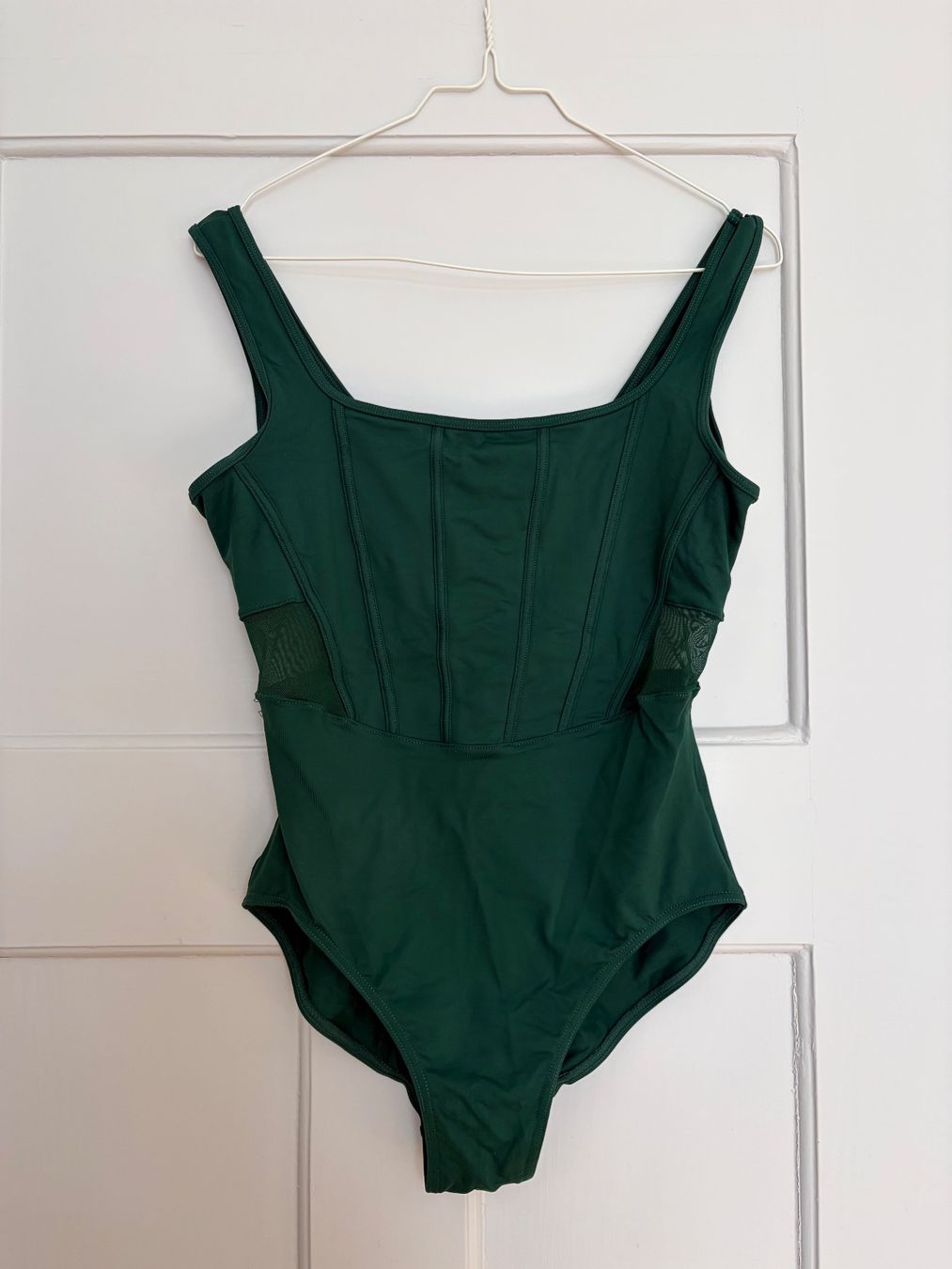 Bloch Leibchen & Hosen: Balletbody mit Rock – Neu (gemäss Beschreibung) aus Zürich von mae_lle