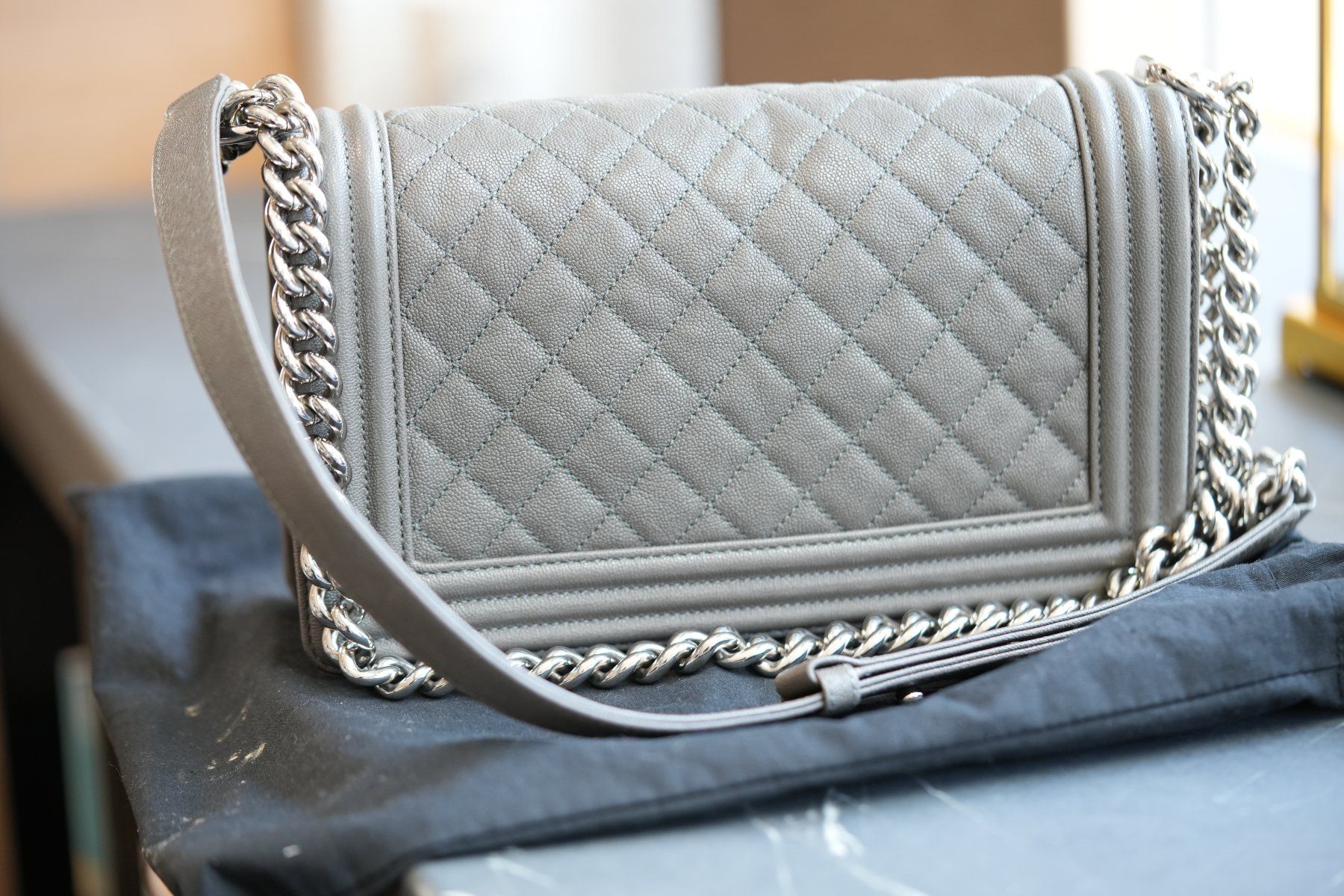 Chanel Sacs femmes: Chanel Boy – D'occasion à Faoug par Bruce_Wayne23 3