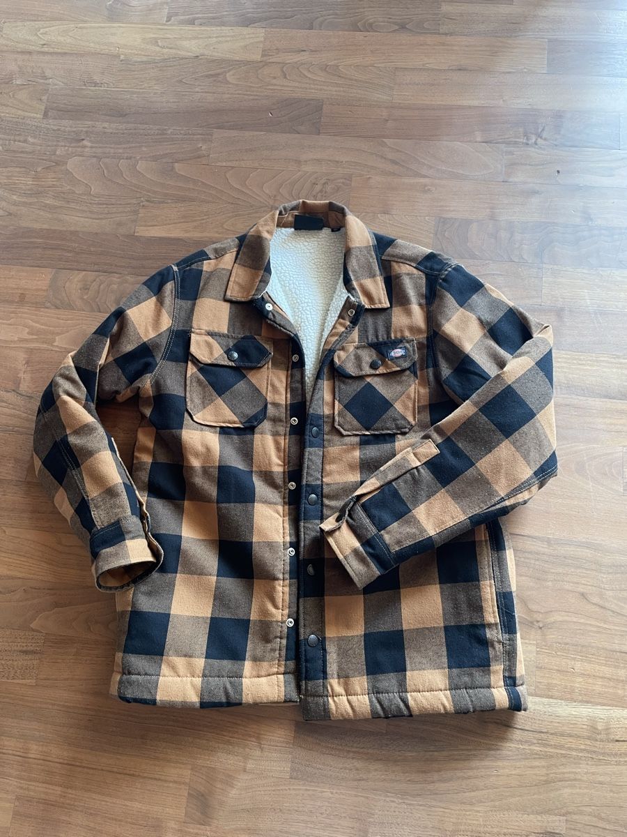 Jacken: Jacke – Gebraucht aus Dietlikon von Leandro06