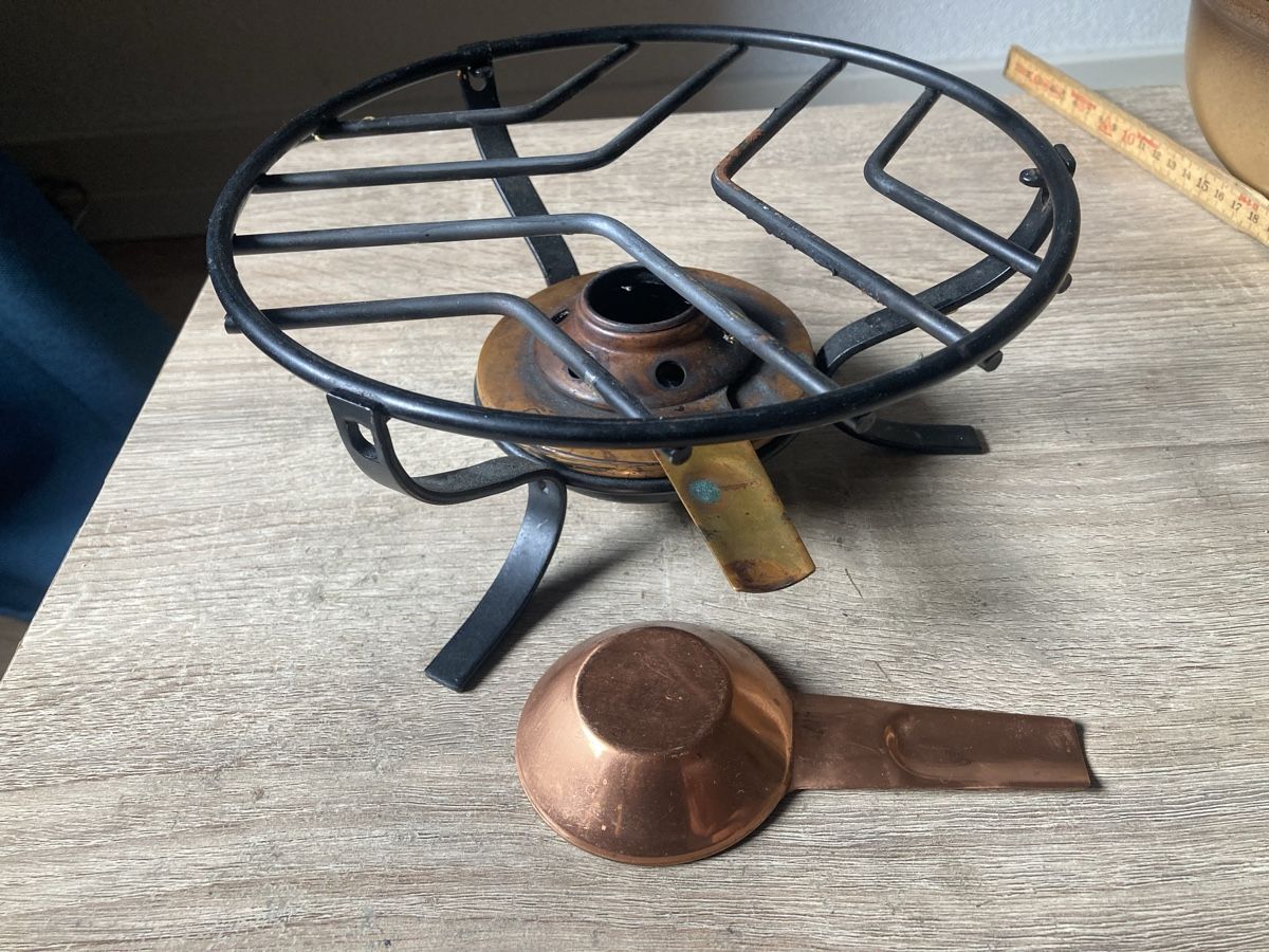Pentole: Caquelon à fondue + réchaud – Usato da Villeneuve VD venduto da did_pxf2 1