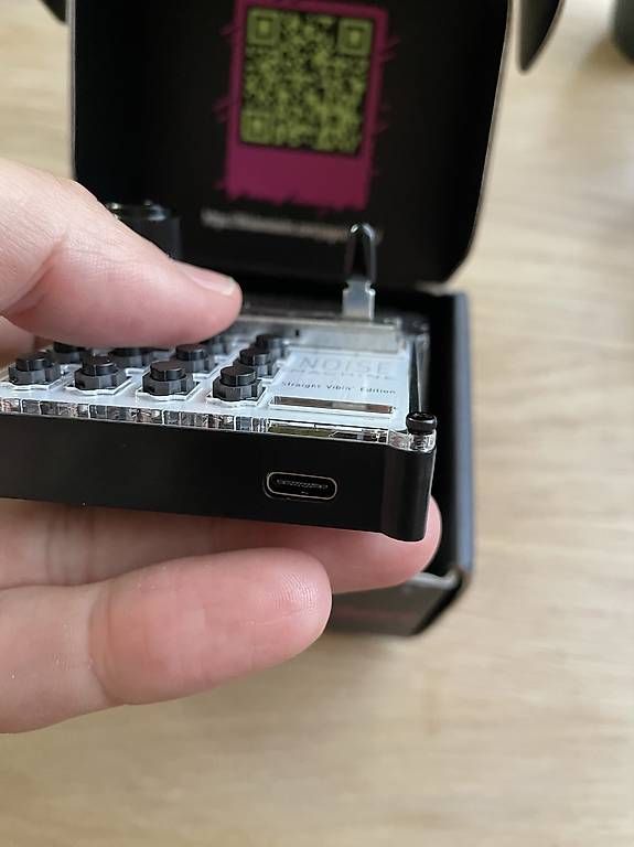 Instruments de musique: Mini Midi-Controller- Noise Machine NMSVE – Neuf avec emballage d'origine à Zürich par Larryo1 4