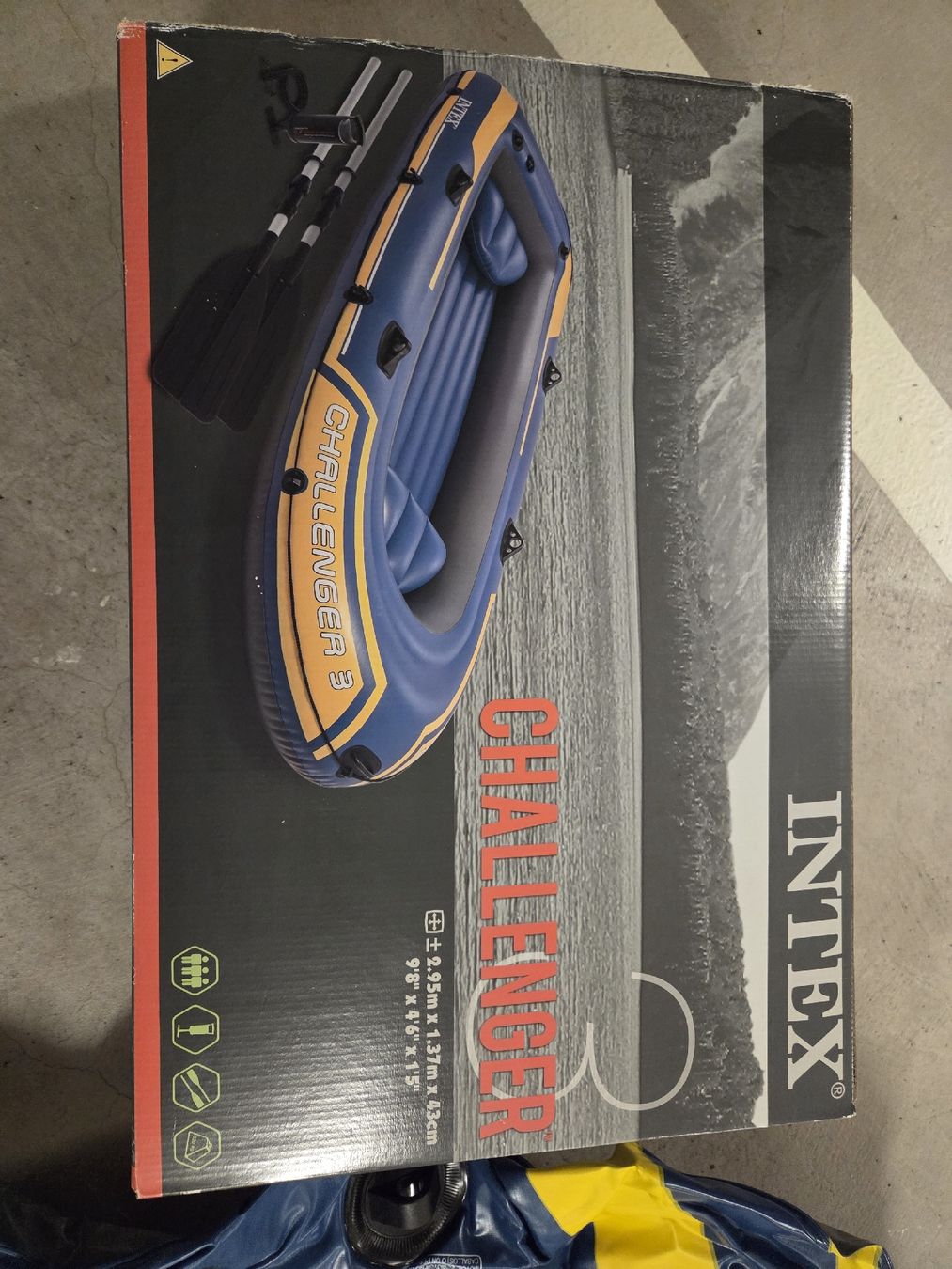 Bateaux: Intex Challenger 3 inflatable boat set max 320KG – Neuf (Voir description) à Zürich par adibloech 1