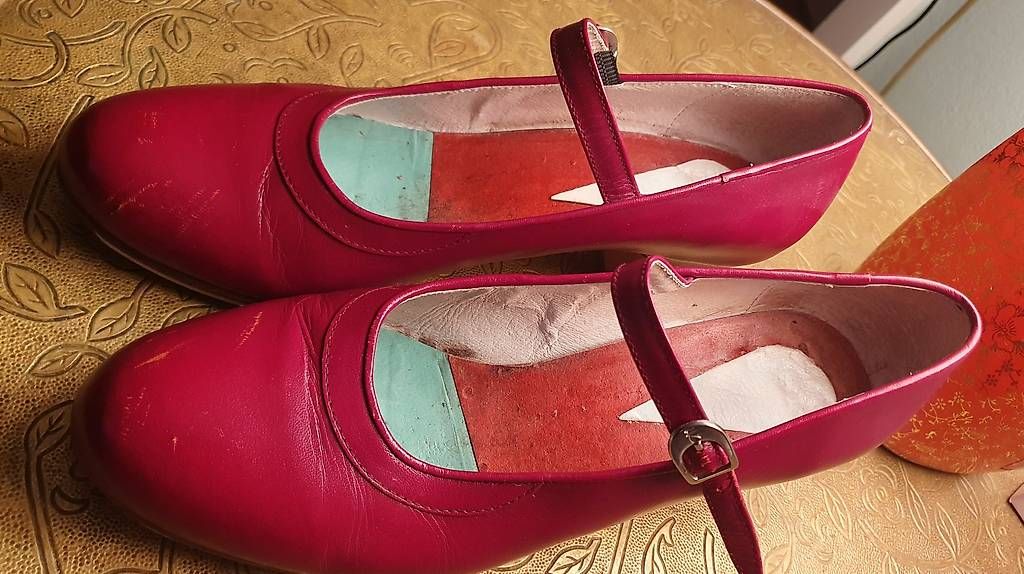 Scarpe da donna: Flamenco Schuhe Gr.39.5 – Usato da Oberrieden venduto da Taramara 1