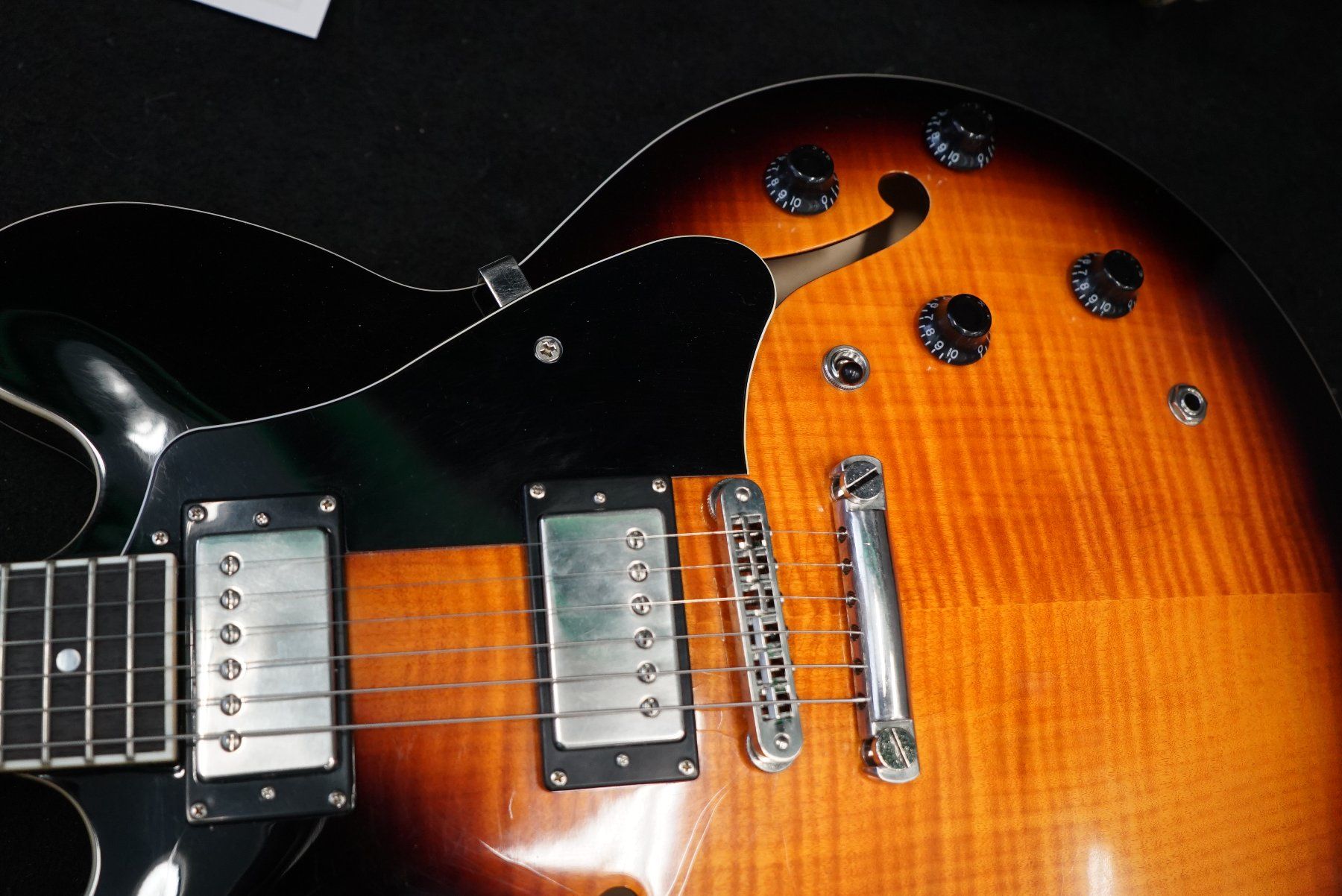 Maybach Strumenti musicali: Maybach Capitol '59 Antique Burst New Look – Usato da Ortschwaben venduto da Musictrade 4