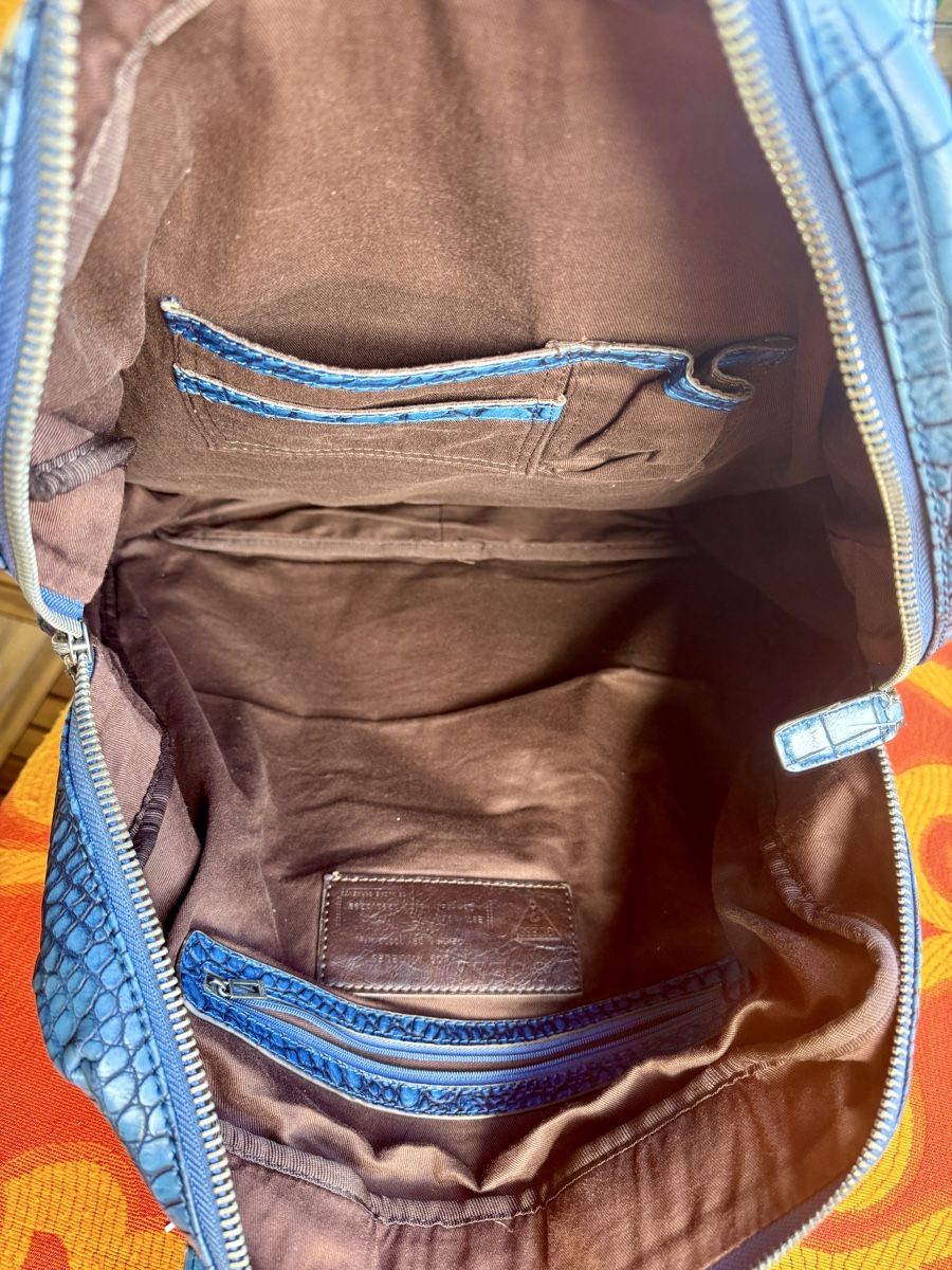 Guess Borse: GUESS Handtasche Kroko-Optik, blau – Usato da Zürich venduto da pilatus777 2