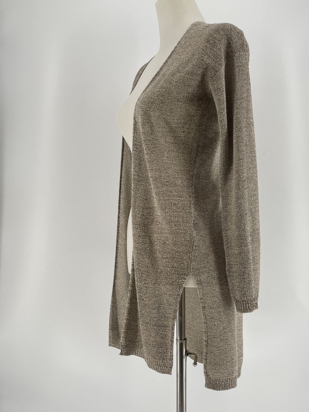 Pullover & Sweatshirts: Strickjacke mit Lurex Gr. M von Zebra – Gebraucht aus Auenstein von moin. 1