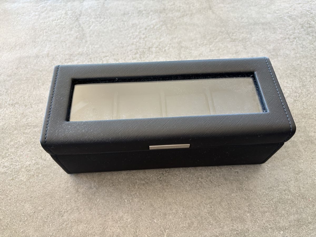Uhrenboxen: Boîte à rangement pour montres – Neu (gemäss Beschreibung) aus Chapelle-s-Moudon von vanesso 3