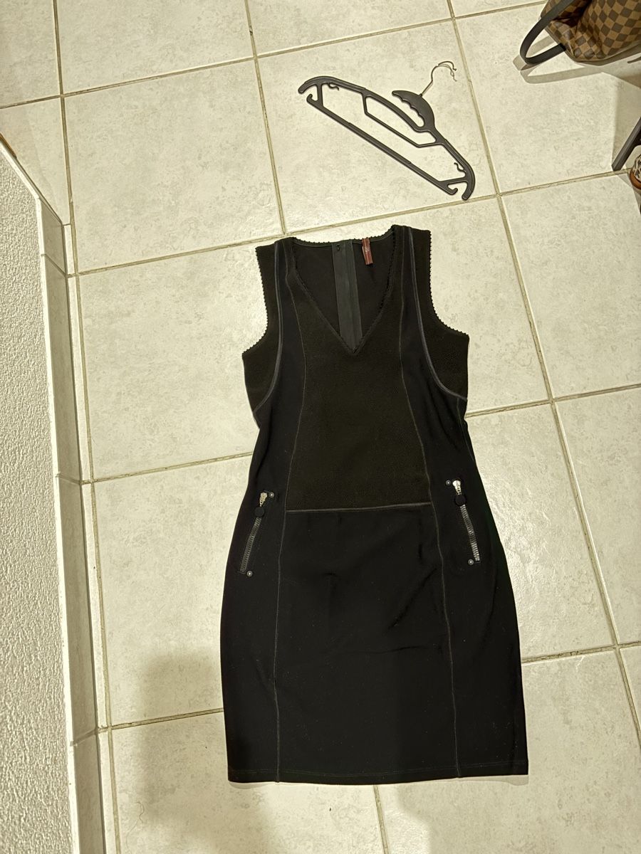 High Vestiti: Robe noire élégante HIGH EVERYDAY taille 38 – Nuovo (secondo la descrizione) da Grugnay (Chamoson) venduto da Esperanza67 5