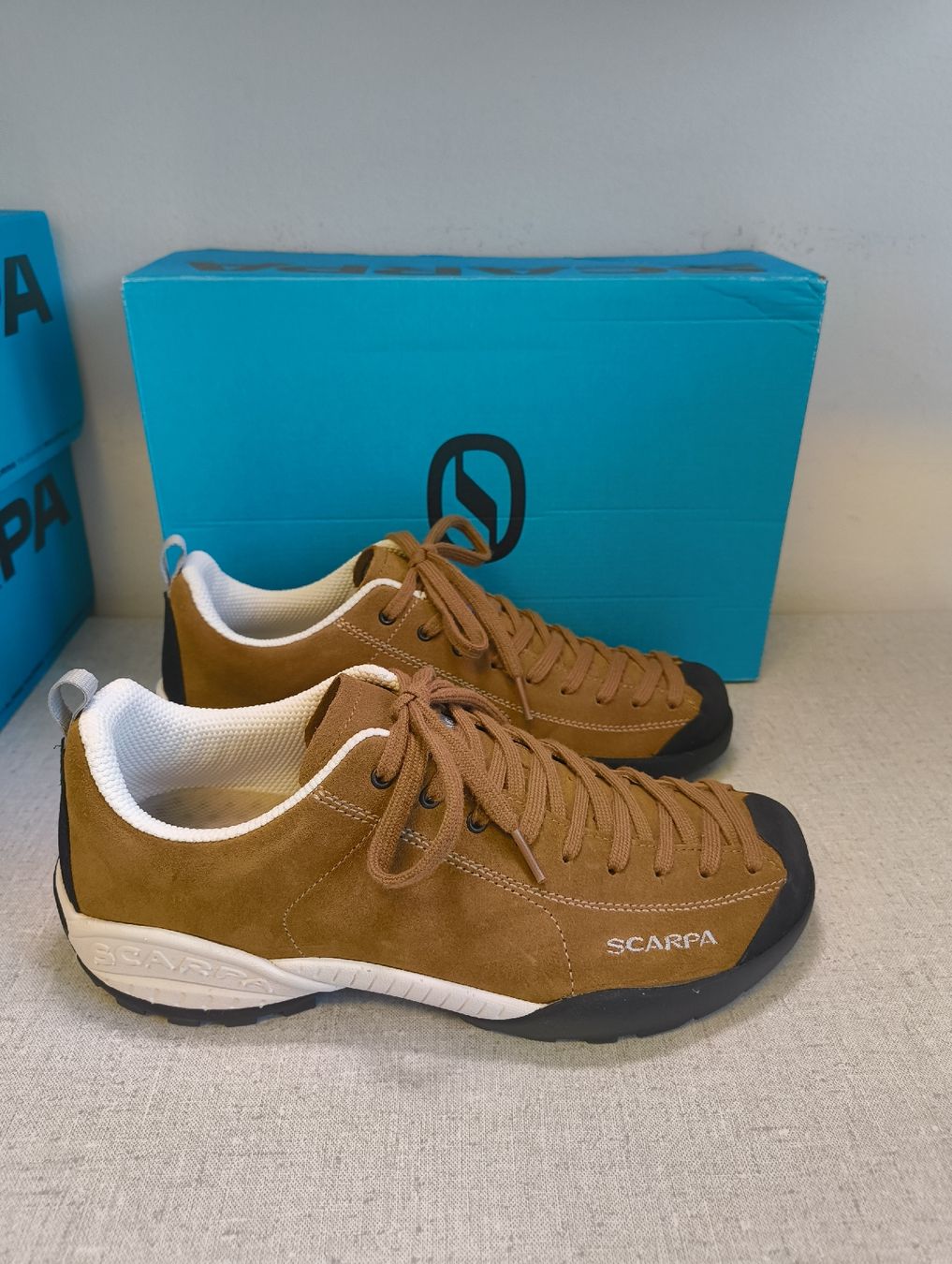 Scarpa Herrenschuhe: Scarpa Mojito Grösse 46 Herren Freizeitschuhe Leder – Neu und originalverpackt aus Uitikon Waldegg von PJLS1