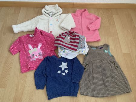 Mädchen Kleiderpaket verschiedene Teile Grösse 74/80