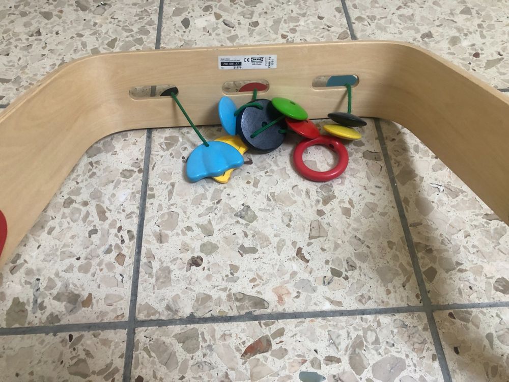 Ikea Jouets: Spielbogen aus Holz von IKEA – D'occasion à Bassersdorf par sammelfloh 7