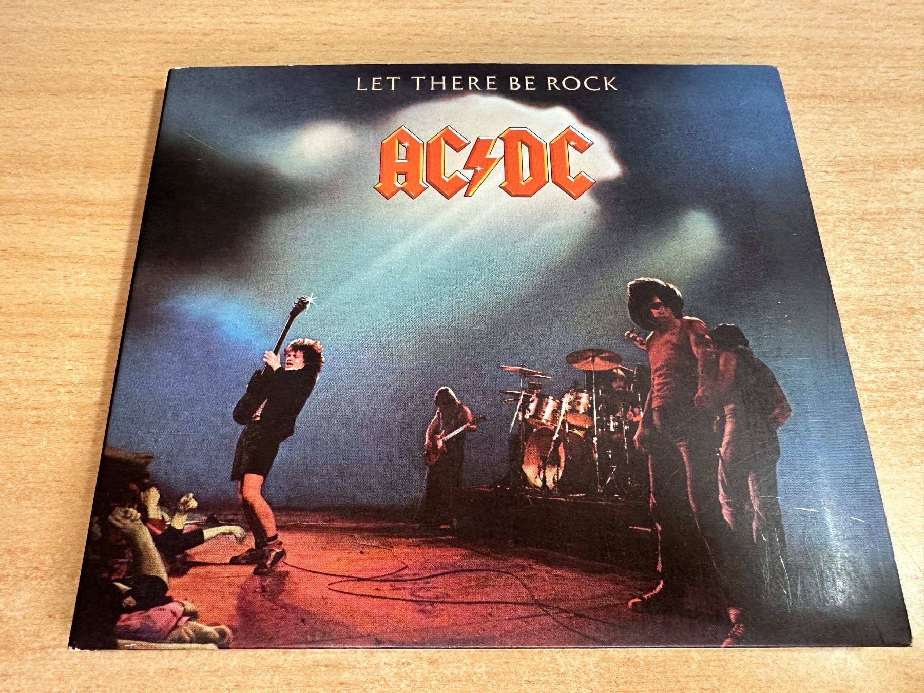 CD: K0 AC/DC – Let There Be Rock – Usato da Rikon im Tösstal venduto da Alpenmutz