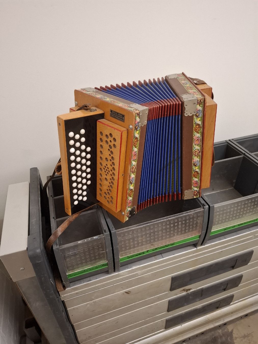 Musikinstrumente: iten orgeli – Gebraucht aus Villeneuve von BibiVintage 6