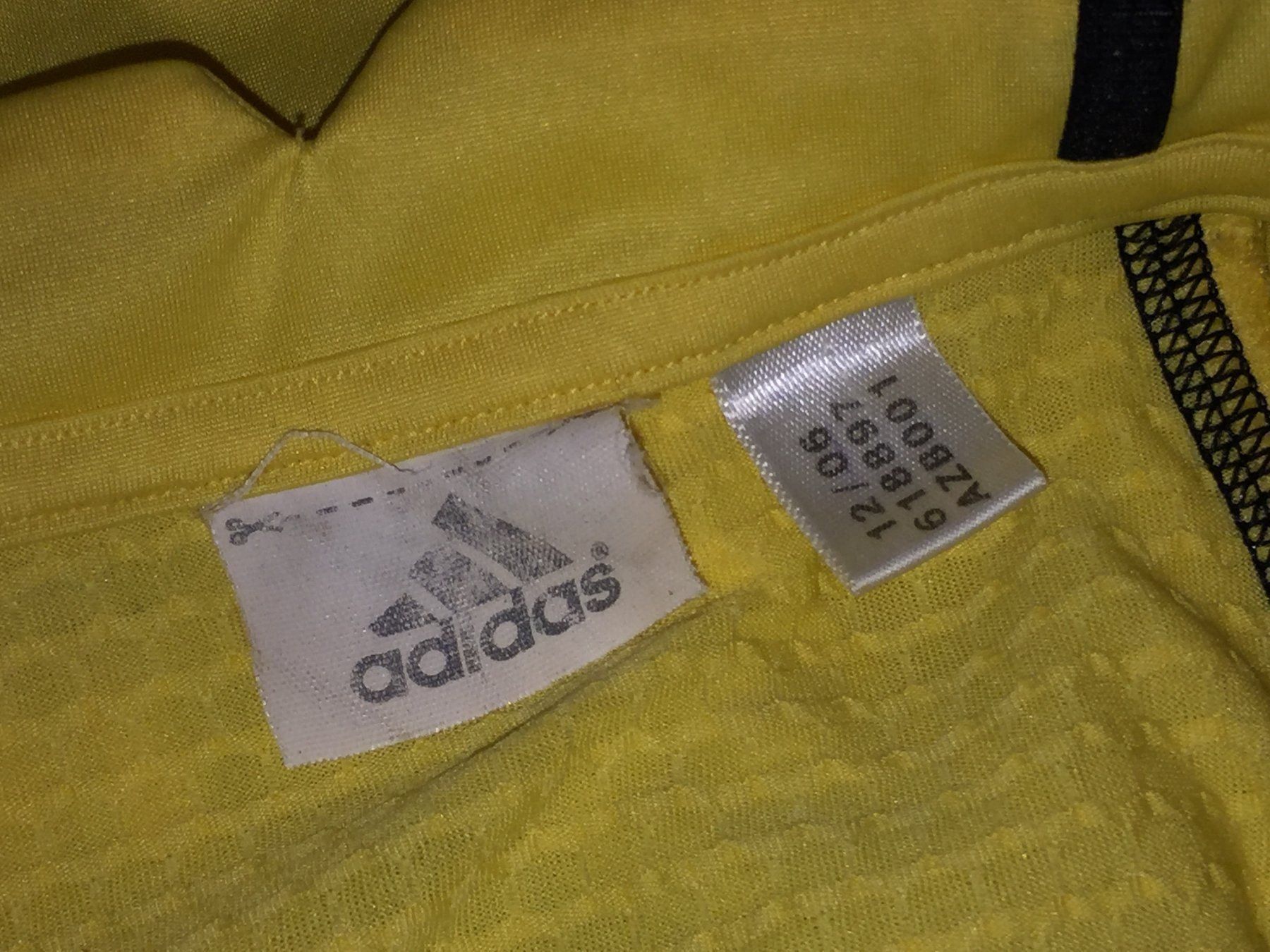 Adidas T-shirt: ADIDAS Shirt taille / Grosse M – Usato da Cossonay-ville venduto da Super-Price-Quality 9