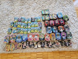 Verschiedene Pokémon-Tins