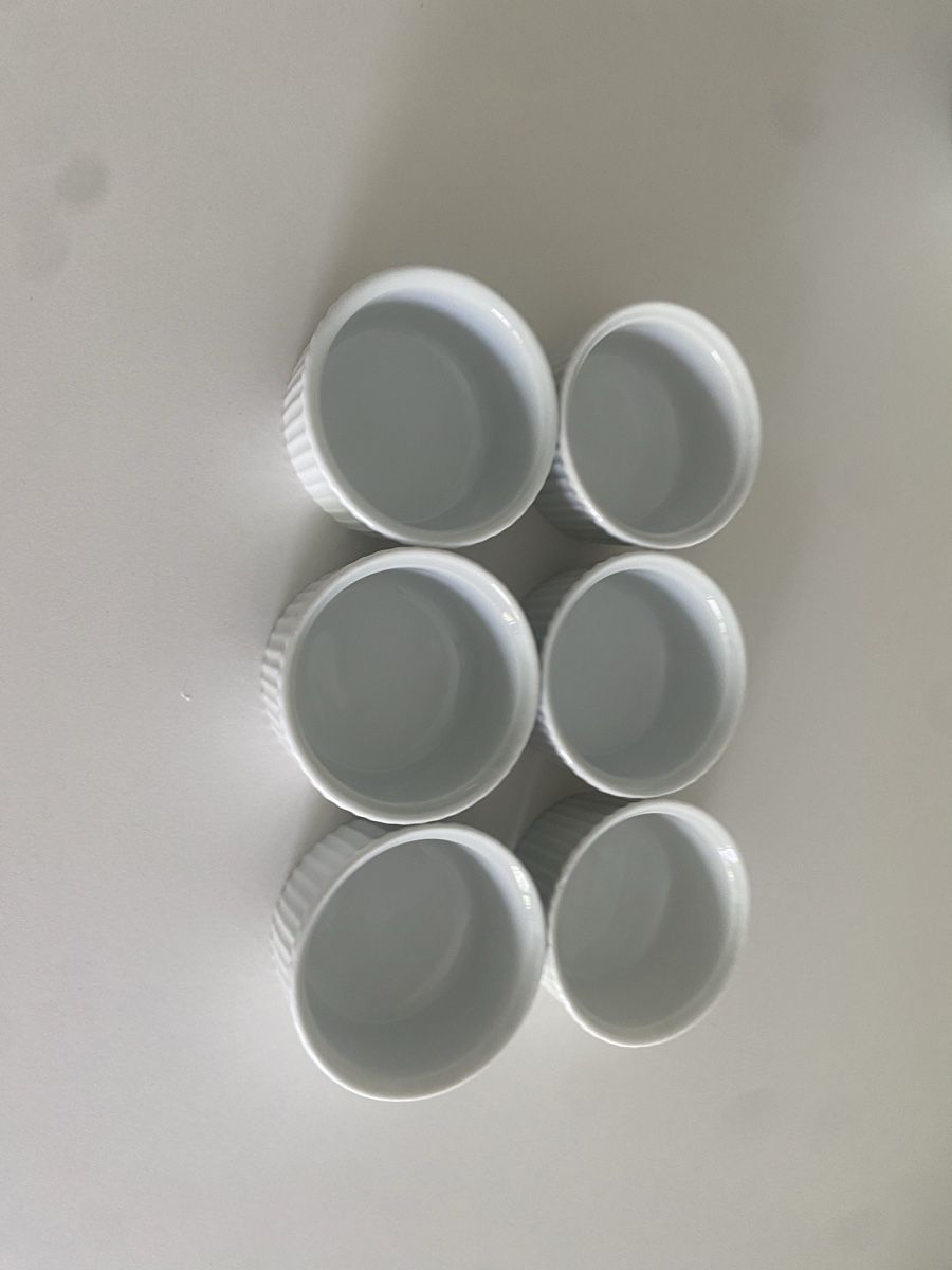 Geschirrsets: A set of Apilco – Neu (gemäss Beschreibung) aus Thalwil von zhe_69pd