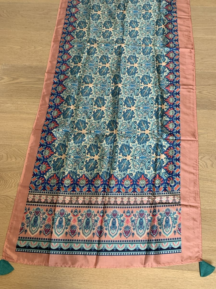 Foulard & Sciarpe: Table runner Scarf with Tassels (1.80 x 65cm) – Nuovo e nell'imballaggio originale da Immensee venduto da Gitter 1