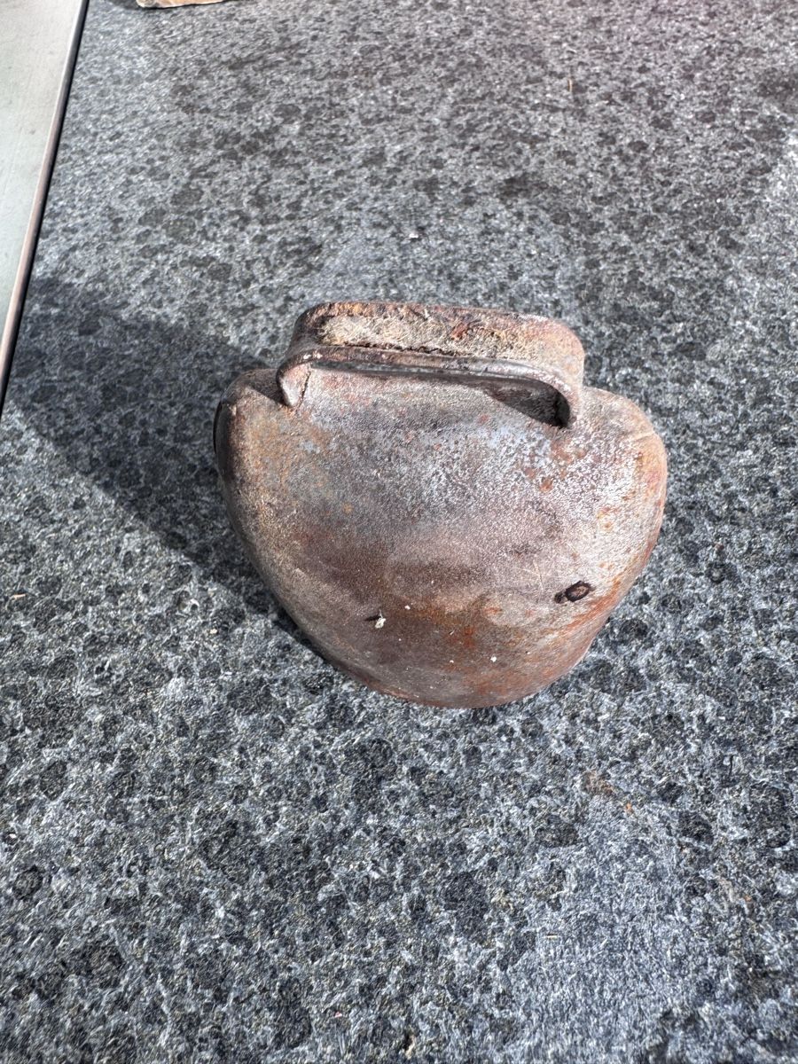 Campanacci mucche: Schaf oder Zieheglocke mit Henkel, ohne Halsband – Usato da Seon venduto da kst_d7jh